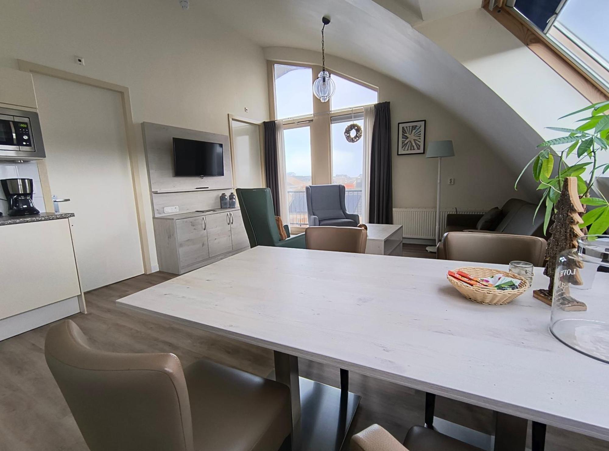 Hotel Rasch Bergen aan Zee Extérieur photo