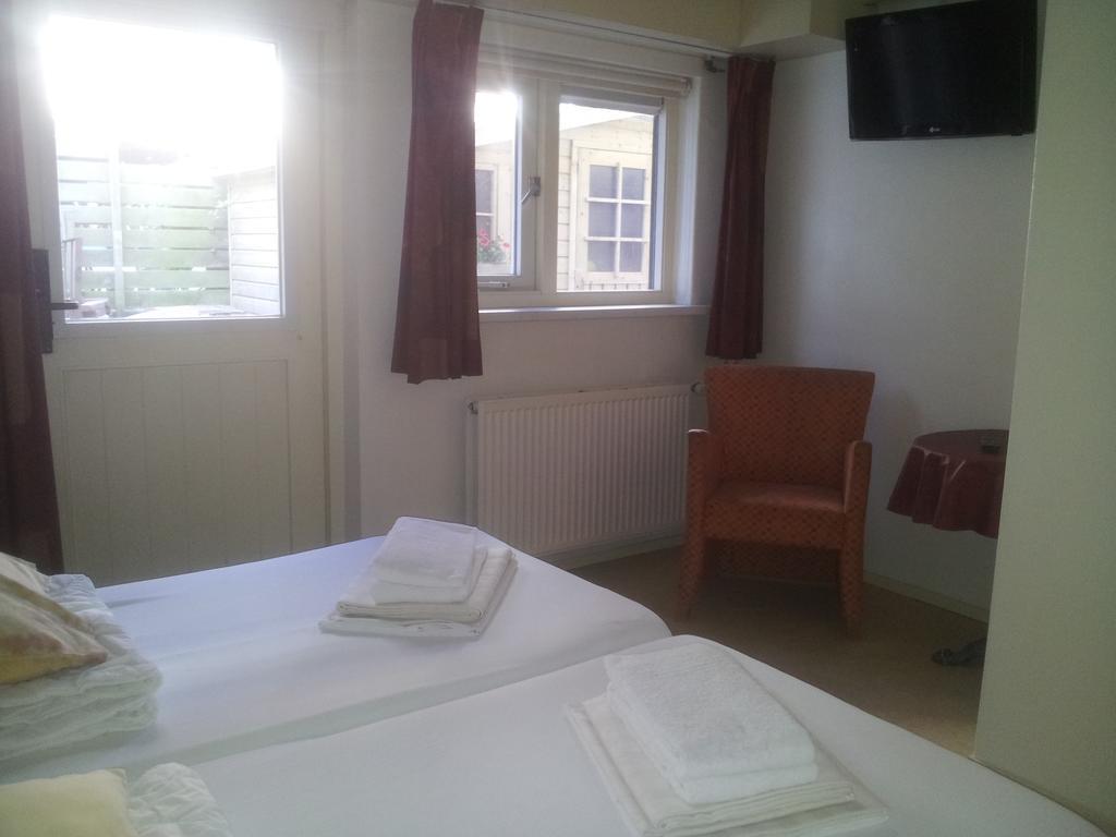 Hotel Rasch Bergen aan Zee Extérieur photo